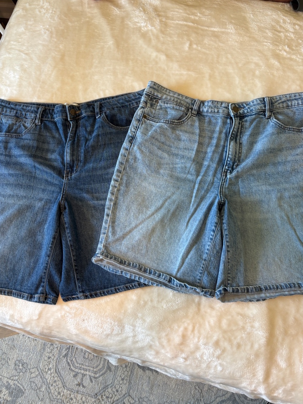 Wrangler Shorts Duo - Light and Dark Blue